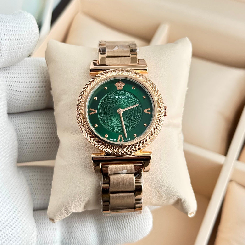 Women's Chevron Bezel Watch – Green Dial Full Rose-Gold Close-Up